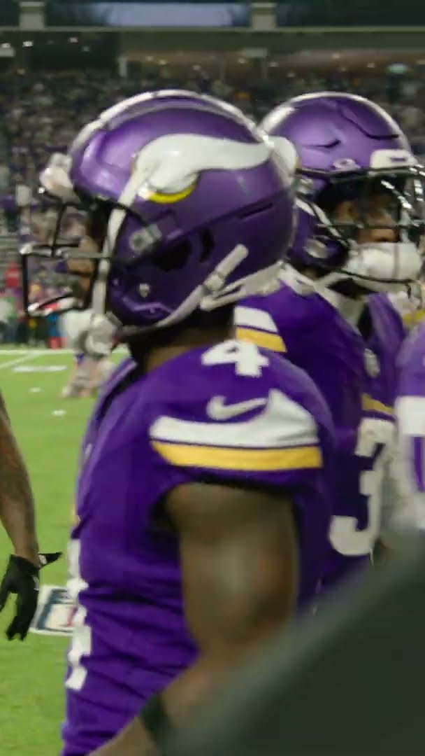Jordan Addison's diving touchdown vs. Packers ??